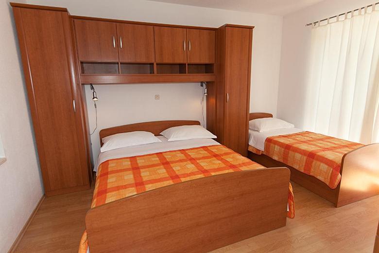 Apartments Milana 2 Tučepi Zewnętrze zdjęcie