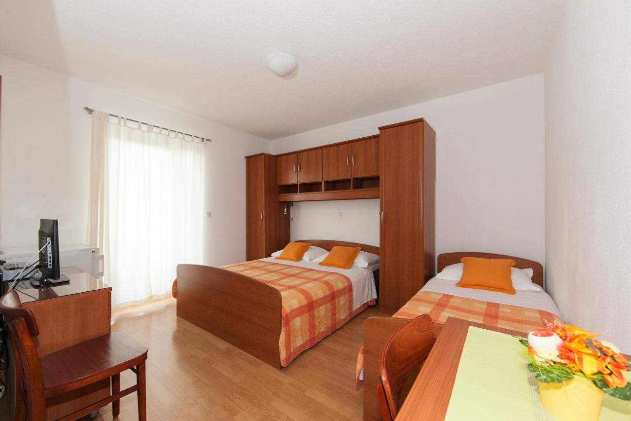 Apartments Milana 2 Tučepi Zewnętrze zdjęcie