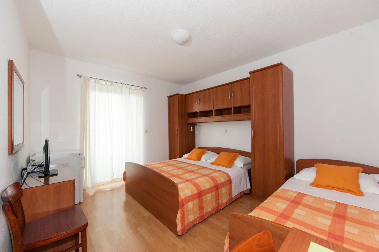 Apartments Milana 2 Tučepi Zewnętrze zdjęcie